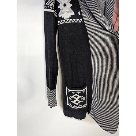If It Were Me Open Front Aztec Print Cotton Cardigan Sweater - Size Large - Picture 3 of 6